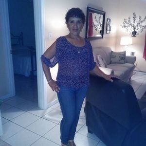 Meet your Posher, Lorraine